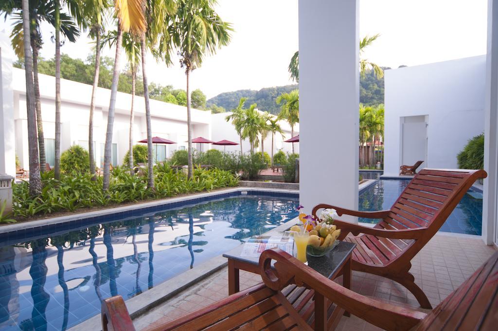 Phuket Blu Pine Villa & Pool Access - Sha Plus מראה חיצוני תמונה